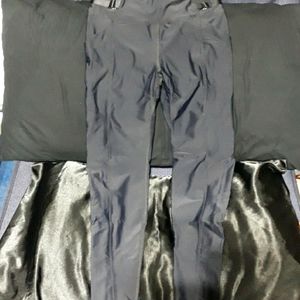 heroine sport leggings ONE47 PANTS New SZ M